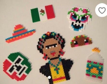 Perler Bead Ornaments, Perler Designs, Perler Projects, Hamma Beads Ideas, Mexican Pattern, Bead Ornaments, Easy Perler Bead Patterns, Pixel Beads, Beaded Angels