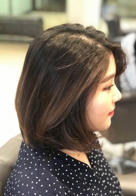 Volume Rebond, Rebonding Hair, Korean Curtain Bangs, Hair Volume Tricks, Korean Medium Hair, Kpop Short Hair, Curtain Bangs Medium Hair, Bangs Medium Hair, Hair Korean