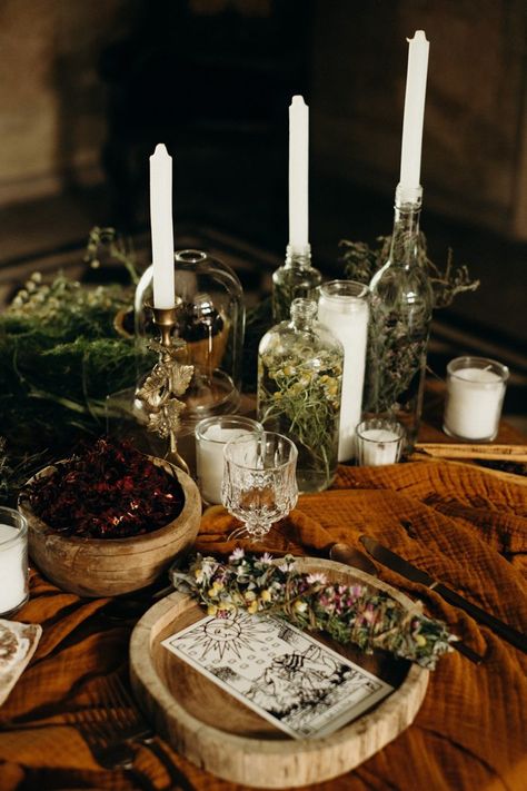 Witchy Wedding Table Setting, Mystical Fairy Wedding, Pagan Wedding Table Decor, Green Witch Wedding Ideas, Spiritual Wedding Decor, Pagan Bridal Shower Ideas, Witchy Wedding Altar, Beltane Wedding Ideas, Wicken Wedding