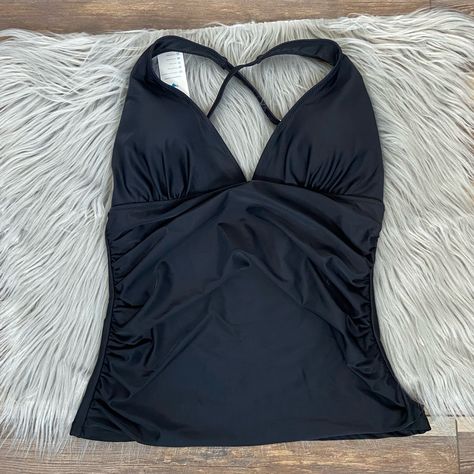 Reposhing This Item I Purchased From @Mcabrera02. Loved It, But Ready To Rotate For Something New. Questions? Leave A Comment Below! Obx Shifting, Bday Wishlist, Floral One Piece Swimsuit, Cute Lazy Day Outfits, Black One Piece Swimsuit, Outfit Design, Lazy Day Outfits, Black Tank Top, Swim Wear