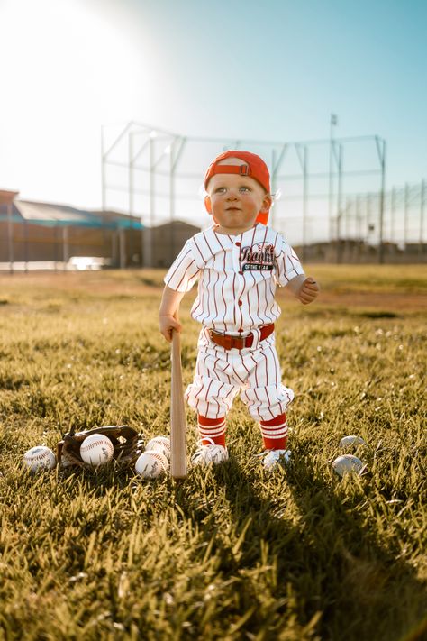 Rookie Year First Birthday Photoshoot Pictures Rookie Year First Birthday, Baseball Photoshoot, Walk Photography, First Birthday Board, First Birthday Photoshoot, Baseball Theme Birthday, Baseball First Birthday, One Year Pictures, Boys 1st Birthday Party Ideas