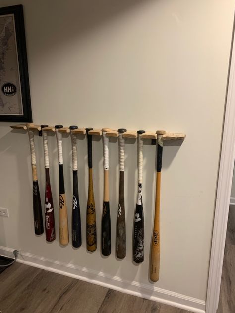 Baseball Bat Rack, Wooden Baseball Bat, Art Core, Used Pallets, Pallet Wood, Wooden Diy, Wood Pallets, Baseball Bat, Man Cave