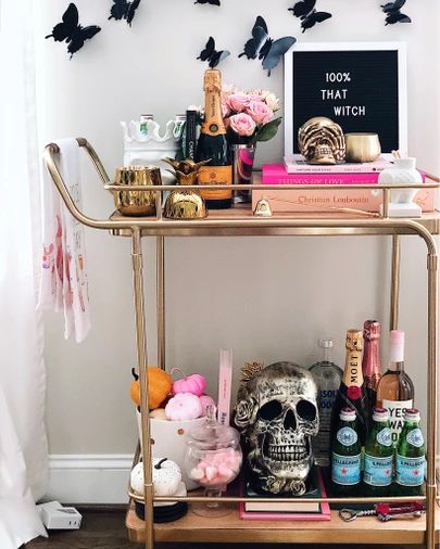 Cozy Fall Apartment, Bar Cart Styling Ideas, Fall Bar Cart, Glam Bar Cart, Bar Cart Inspo, Halloween Bar Cart, Fall Apartment, Fall Apartment Decor, Apartment Decor Ideas