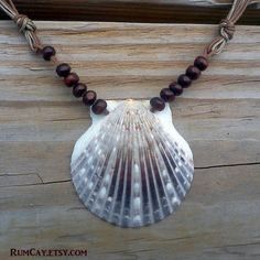 Shell Necklace Diy, Scallop Seashell, Shell Jewellery, Diamond Star Necklace, Sea Jewelry, Shell Crafts Diy, Seashell Jewelry, Seashell Necklace, Elephant Pendant