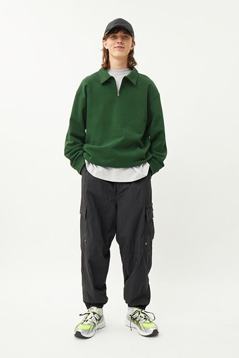 Stefan Halfzip Polo - Green - Hoodies & sweatshirts - Weekday WW Tracktop Outfit Men, Green Sweatshirt Outfit Men, Polo Sweatshirt Outfit, Half Zip Pullover Outfit Men, Green Zip Up Hoodie Outfit, Green Hoodie Outfit Men, Half Zip Sweatshirt Outfit Men, Zipper Sweater Outfit, Half Zip Sweatshirt Outfit