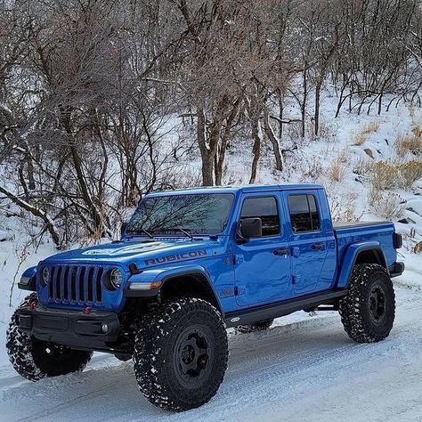 Jeep Scout, Badass Jeep, Books Classic, Blue Jeep, Custom Jeep Wrangler, Jeep Wave, Lifted Jeep, Dream Cars Jeep, Jeep Pickup