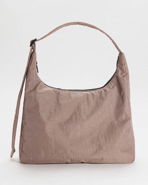 Nylon Shoulder Bag : Taupe - Baggu Baggu Bag, Baggu Leather, Baggu Bags, Duck Bag, Cloud Bag, Scrap Material, Reusable Bags, Belts For Women, Shoulder Bag Women