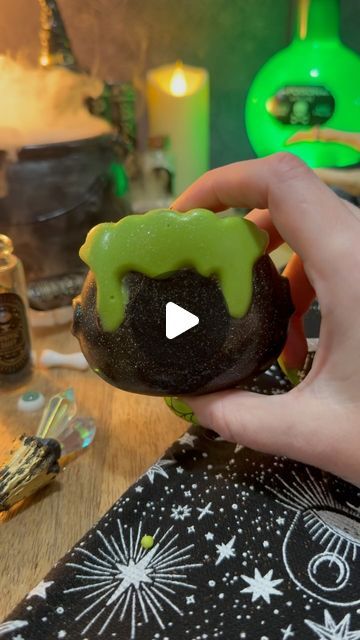 3,105 likes, 153 comments - all.things.jamie on October 1, 2024: "Witch Brew Brownies 🧙🏻‍♀️ These cauldron brownies are a spooky treat using all @michaelsstores supplies since they have#everythingtocreateanything! The @michaelsstores products you’ll need: 🕸️Recollections heat tool 💚Celebrate It decorating bags 🧙🏻‍♀️Celebrate It cauldron silicone mold 🕸️Sweet Tooth Fairy black & green sparkle spray 💚Sweet Tooth Fairy witchy brew & wandering eyes sprinkles 🧙🏻‍♀️Sweet Tooth Fairy me Cauldron Brownies, Sparkle Spray, Witch Brew, Bake Brownies, Harry Potter Halloween Party, Holiday Inspo, Decorated Bags, Harry Potter Halloween, Spooky Treats