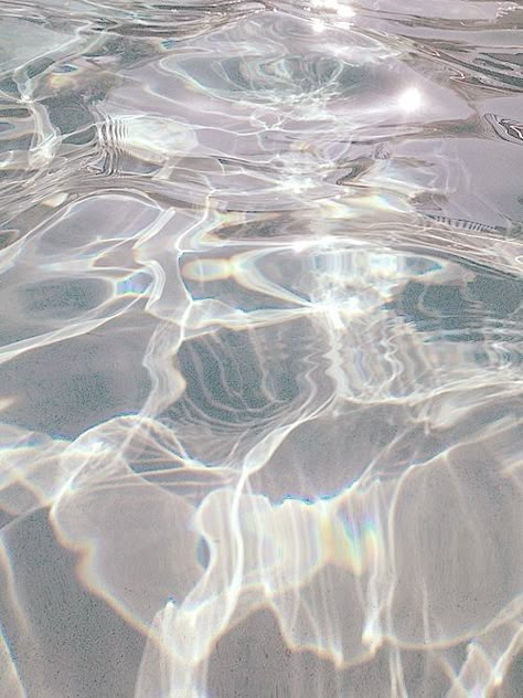 shimmering water #aesthetics #design #designspiration #minimalism #structures #ocean Golden Aesthetic, Warm Aesthetic, Aesthetic Orange, Inspiring Photography, Aesthetic Vintage, Color Textures, Blue Aesthetic, Vintage Aesthetic, Design Branding