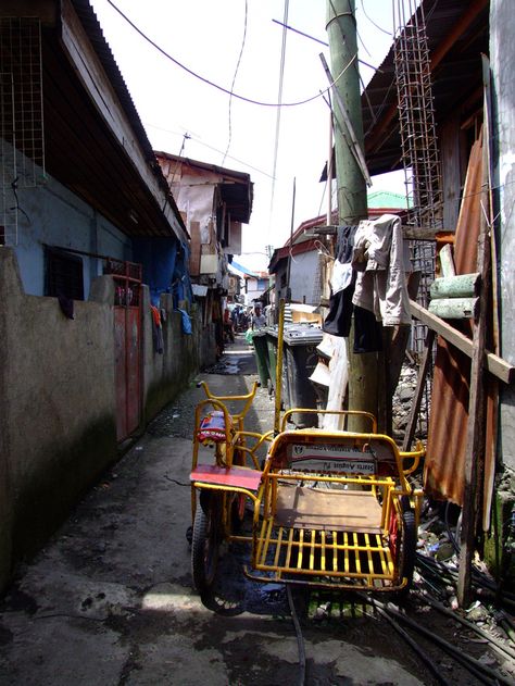 Narrow winding streets in the squatter camps of Davao Squatter House, Street Philippines, The Slums, Davao City, Prom Theme, Davao, People Living, Abandoned Houses, New Things To Learn