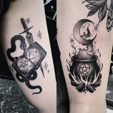 Harry Potter Half Sleeve Tattoo, Harry Potter Half Sleeve, Solid Tattoo, Half Sleeve Tattoo Ideas, Chin Tattoo, Wicca Tattoo, Witchcraft Tattoos, Tattoo Modern, Pagan Tattoo