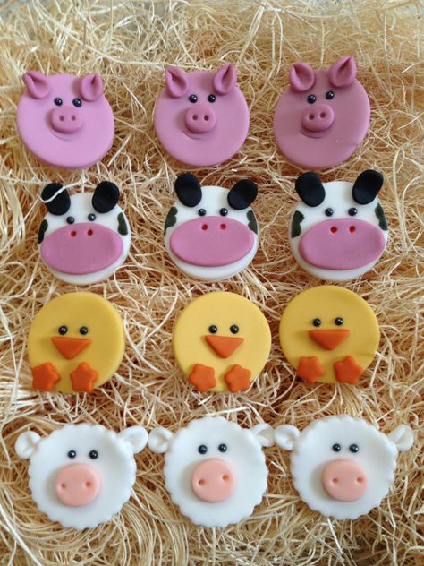 Kue Fondant, Farm Animal Cupcakes, Cupcakes Design, Cupcake Fondant, Cookies Cupcake, Cupcake Cookie, Farm Cake, Fondant Cupcake Toppers, Torte Cupcake