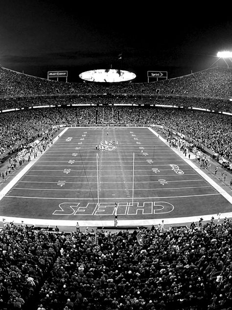 Arrowhead Stadium Print, Black and White, MLB Kansas City Chiefs Poster, Football Wall Art, Sports Decor, Football Poster, Digital Download Black And White Football Aesthetic, Football Stadium Wallpaper Iphone, Arrowhead Stadium Wallpaper, Football Stadium Wallpaper, Modern Football Stadium, Stadium Wallpaper, Arrowhead Stadium, Football Wall Art, Football Wall