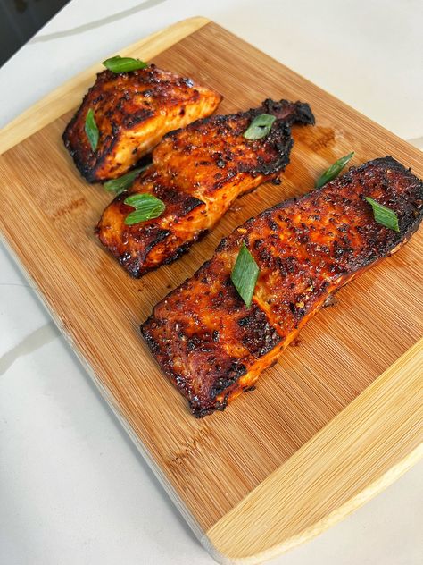 Hot Honey Salmon — Angiela Eats - Quick, Easy, & Delicious Recipes Spicy Honey Salmon Recipes, Hot Honey Breakfast, Hot Honey Old Bay Catfish, Hot Honey Glazed Salmon, Ways To Use Hot Honey, Mikes Hot Honey Salmon, Hot Honey Salmon Bowl, Hot Honey Salmon Recipes, Hot Honey Recipe Ideas