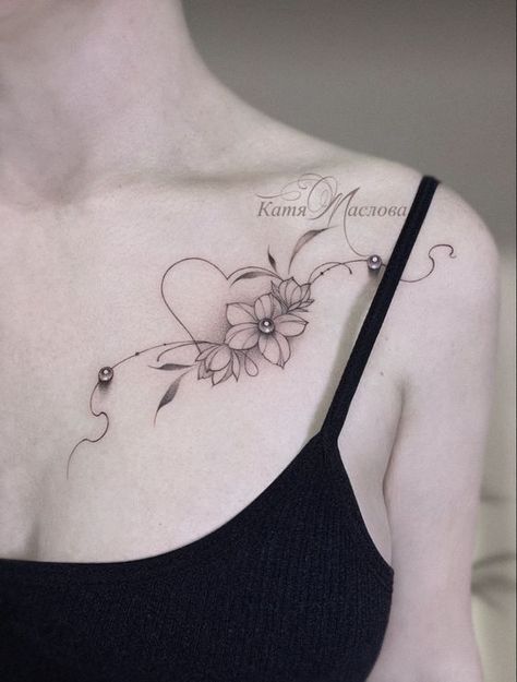 Heart Flower Tattoo, Mujeres Tattoo, Small Chest Tattoos, Minimal Tattoo Design, Small Girl Tattoos, Floral Tattoo Sleeve, Hand Tattoos For Women, Leg Tattoos Women, Tatuaje A Color