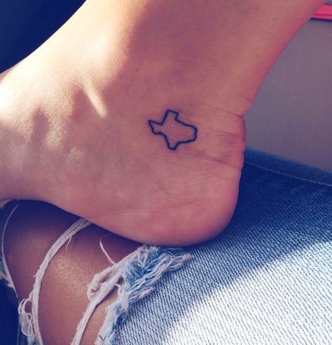 I would love to do this with Alabama and a red heart on Birmingham <3 love the placement!!! Texas Tattoo, Small Foot Tattoos, State Tattoos, Tattoo Ankle, Texas Tattoos, Ankle Tattoo Designs, Foot Tattoos For Women, 1 Tattoo, Sister Tattoos