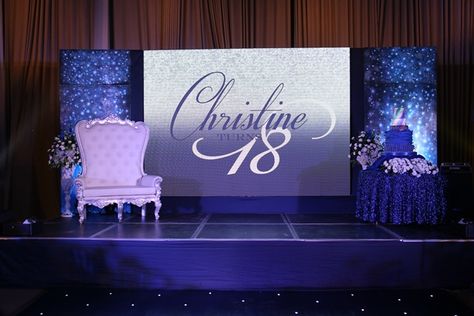 Christine’s A Dreamy Night Under the Stars-Inspired Debut | Party Doll Manila Debut Stage Decoration, Debut Backdrop, 18th Debut Theme, 18th Debut Ideas, Debut Decorations, Debut Theme Ideas, Filipino Debut, Debut Themes, Starry Night Prom