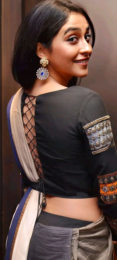 Hd Face, Ayesha Khan, Human Pictures, Stylish Actresses, Regina Cassandra, Indian Dress, Guys And Girls, Indian Dresses, Indian Actresses