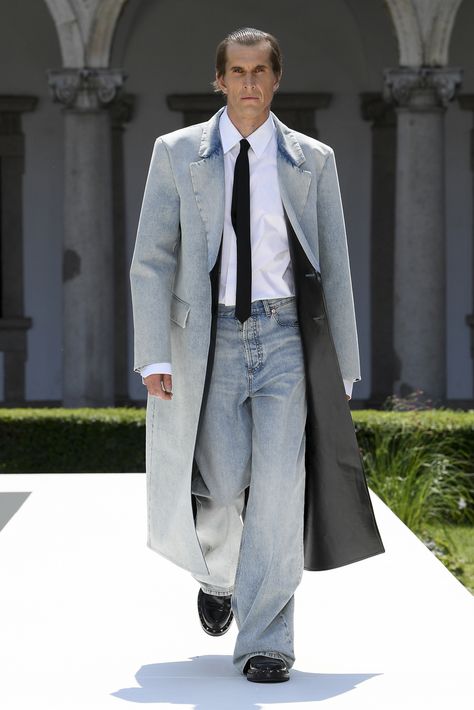 Men High Fashion Outfit, Contemporary Mens Fashion, High Fashion Outfits Men, Men’s 2024 Fashion, Runway Outfits Men, Men Style 2024, Men’s High Fashion, Runway Fashion Men, Men Couture