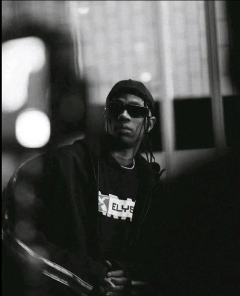 Travis Scott Icon, Aesthetic Rap, Hip Hop Images, Rap Album Covers, Travis Scott Wallpapers, Picture Prompts, Rap Albums, Cute Tumblr Pictures, Rap Aesthetic