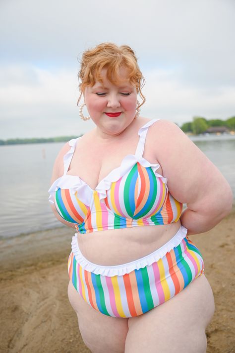 Plus Size Outfit Inspiration, Retro Plus Size, With Wonder And Whimsy, Wonder And Whimsy, Plus Size Posing, Sporty Swimwear, Curvy Swim, Australian Swimwear, Swimsuits Sporty