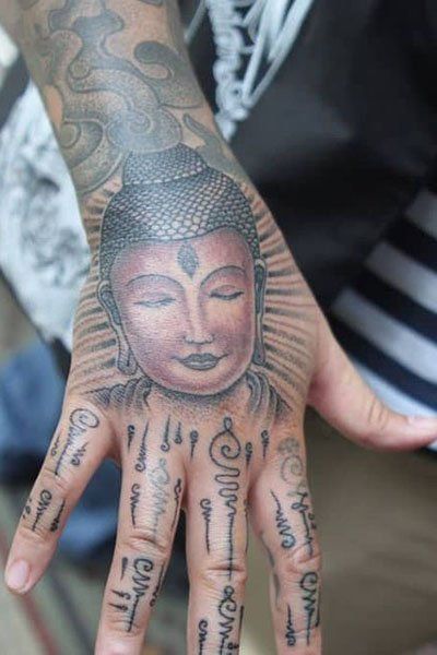 Buddha Hand Tattoo, Hand Tattoo Meaning, Buddha Tattoo Meaning, Tiger Hand Tattoo, Name Tattoo On Hand, Hand Tattoo Images, Herren Hand Tattoos, Side Hand Tattoos, Butterfly Hand Tattoo