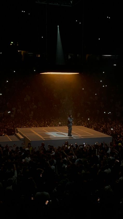 Kendrick Lamar Stage, Kendrick Lamar Big Steppers Tour, Kendrick Lamar Performance, Kendrick Lamar Live, Kendrick Concert, Big Steppers Tour, Performance Aesthetic, Rap Concert, Kung Fu Kenny