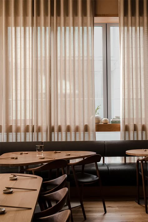 Curved Banquette Seating, High Ceiling Curtains, Restaurant Banquette, Curved Banquette, Restaurant Furniture Design, Upstairs Lounge, French Brasserie, Floor To Ceiling Curtains, Office 2023