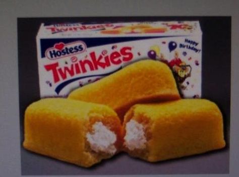 TWINKIE, TWINKIE, little star! Twinkies Recipe, Hostess Twinkies, Hostess Snacks, Wonder Bread, Secret Recipe, Eclairs, Diet Food, Beignets, The 70s