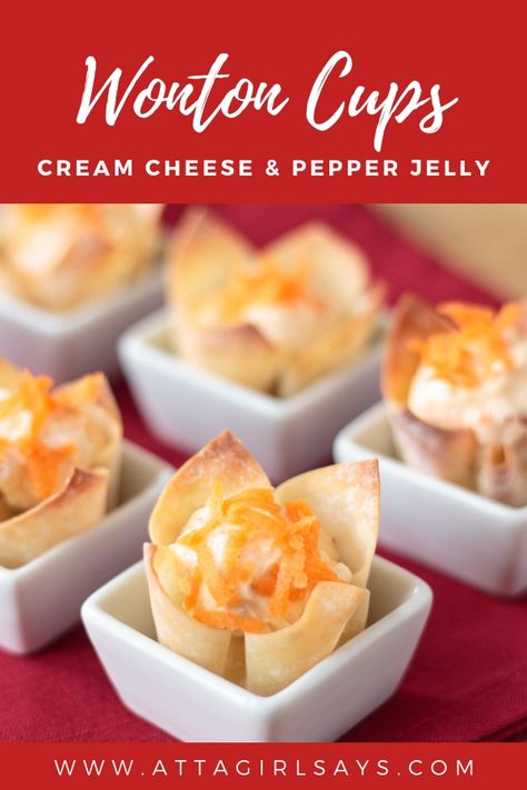 These cream cheese wontons, flavored with sweet and spicy pepper jelly, are a delicious party appetizer that takes no time at all to make. Cream Cheese Pepper Jelly, Homemade Pepper Jelly, Wonton Appetizer Recipes, Cup Appetizers, Wonton Cups Appetizers, Hatch Chili Recipes, Wonton Appetizers, Wonton Wrapper Recipes, Cup Recipes