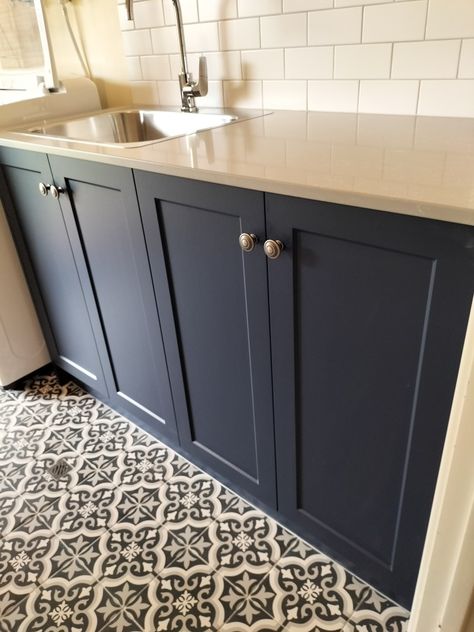 French Navy cabinets in Settler profile gives a classic shaker look. Built by Bunbury Kitchens. Hampton Kitchen, Navy Cabinets, Stone Bench, French Navy, Hamptons Style, Grey Stone, The Hamptons, Bathroom Vanity, Kitchen Cabinets