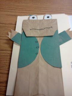 Frog and Toad puppets - so flippin' cute!  Great for retelling or extending the story, describing and representing character traits... Frog Theme, Paper Bag Puppets, Chalk Talk, Reading Street, Author Studies, First Grade Reading, New York Cheesecake, Reading Workshop, Reading Classroom