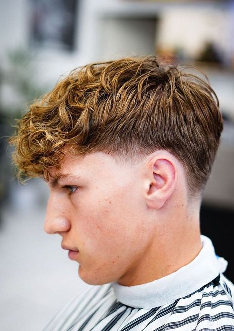 80 Trendy Low Taper Fade Haircuts For Men (New Gallery) Low Taper Haircut, Taper Fade Haircuts, Low Taper Fade Haircut, Haircut Tips, Fade Haircuts For Men, Short Hair With Beard, Low Taper Fade, Curly Fringe, Low Taper