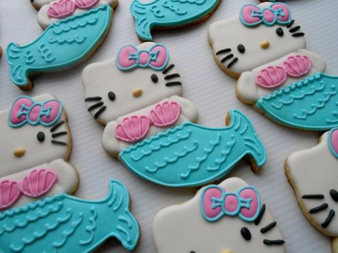 Mermaid Dessert Ideas, Hello Kitty Sugar Cookies, Hello Kitty Mermaid, Sanrio Food, Kitty Mermaid, Hello Kitty Birthday Theme, Kitty Cookies, Ladybug Cupcakes, Sugar Cookies With Royal Icing