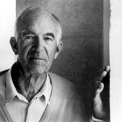 Jørn Oberg Utzon, (9 April 1918 – 29 November 2008) was a Danish architect, most notable for designing the Sydney Opera House in Australia. When it was declared a World Heritage Site on 28 June 2007, Utzon became only the second person to have received such recognition for one of his works during his lifetime. Additive Architecture, Critical Regionalism, Social Values, Jorn Utzon, 29 November, Pritzker Prize, Famous Architects, Lloyd Wright, Jeddah