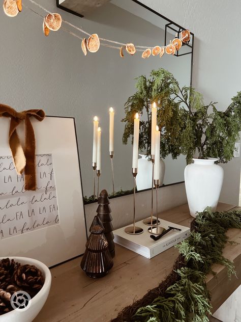 Minimalist Christmas Entryway, Christmas Bar Table Decor, Entry Table Holiday Decor, Hallway Table Christmas Decor, Entryway Table Christmas Decor Ideas, Credenza Christmas Decor, Christmas Entryway Table Decor Elegant, Entryway Christmas Decor Entry Tables, Christmas Entry Table Decor