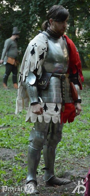 Early 15th century armour                                                                                                                                                      More 15th Century Armor, Century Armor, Historical Armor, Knight In Shining Armor, Knight Armor, Arm Armor, Medieval Armor, Medieval Clothing, Medieval Knight