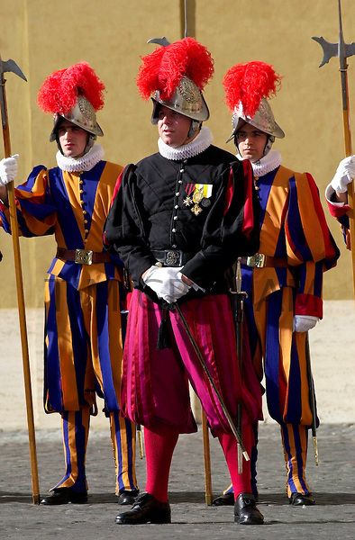 Color Guard Uniforms, Guard Uniform, Swiss Guard, Vatican Rome, Vatican Museums, Sistine Chapel, The Vatican, Color Guard, Roman Catholic Church