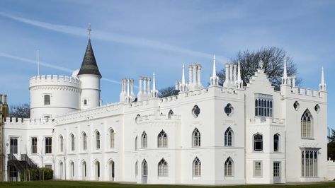 Strawberry Hill is worth the pilgrimage French Manor House, Strawberry Hill House, Horace Walpole, House Outside, Strawberry Hill, River Road, Gothic Revival, Manor House, Pilgrimage