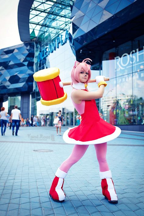 Rose Cosplay, Sonic Generations, Amy Rose, Big City, Mini Me, Game Character, Sonic, Pink