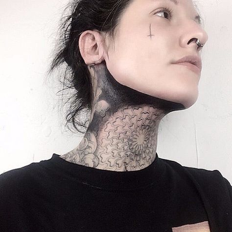 Under Jawline Tattoo, Blackout Tattoo, Tattoo People, Human Canvas, Neck Piece, Body Modifications, Blackwork Tattoo, Couple Tattoos, Piercing Tattoo