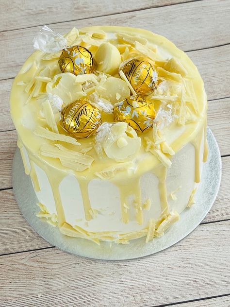 Lindor Cake, White Chocolate Cake, How To Make Cake, White Chocolate, Chocolate Cake, Cake, White