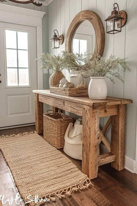 Timber Cottage Interiors, Country Style Entry Way, Farmhouse Foyer Ideas Entryway, Farmhouse Entry Table Decor, Deco Farmhouse, Knysna, Country House Interior, Hallway Design, Foyer Decor