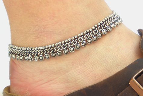 Heavy Payal Designs Silver, Payal Designs Silver, Music Suggestions Instagram Story, Silver Anklets Designs, Music Suggestions, Silver Jewelry Accessories, Anklet Designs, Womens Bangles, Silver Jewellery Indian