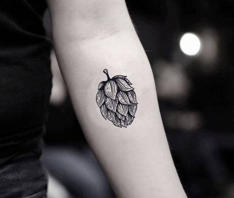 Beer Hops Tattoo, Manu Tattoo, Bacon Tattoo, Taco Tattoos, Beer Tattoo, Hop Tattoo, Labyrinth Tattoo, Beer Tattoos, Woodcut Tattoo