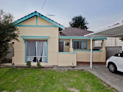 Renovation Takes Perth Cottage From Fibro To Fabulous | Australian House and Garden 1940s Bungalow, 1940s Cottage, 90s House, Renovation Exterior, Beach House Renovation, 80s House, Small Bungalow, 1940s Home, Small Floor Plans