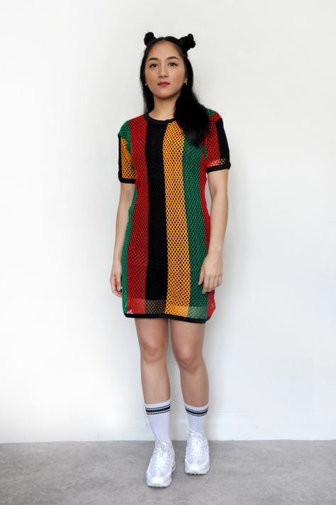 Reggae Dress, Jamaican Dress, Rasta Crochet, Rasta Dress, Rasta Girl, Crochet Cardigan Pattern Free, Chic Dress Classy, Mode Crochet, Festival T Shirts