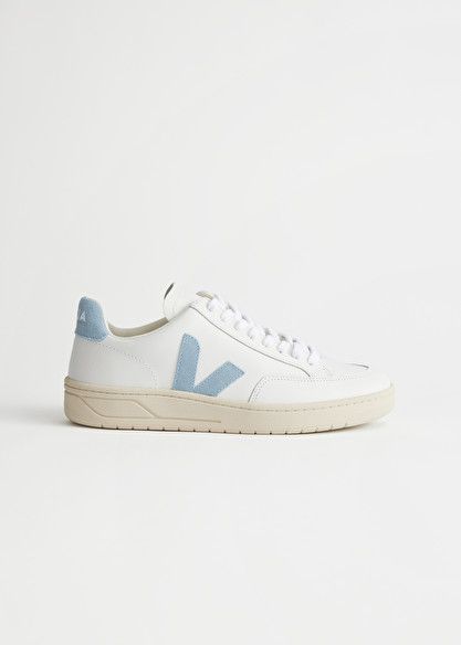 Veja V-12 - White/Blue - Veja - & Other Stories US Blue Sneakers Outfit, Uni Clothes, Veja Trainers, Veja Shoes, Leather Card Holder Wallet, Closet Collection, Flamboyant Gamine, Shoe Holders, Straight Clothes