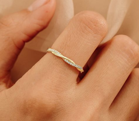 Delicate Wedding Ring, Memory Ring, Twist Wedding Band, Delicate Wedding, Solid Gold Bracelet, Beautiful Diamond Rings, Half Eternity Ring, Twist Ring, Solid Gold Rings