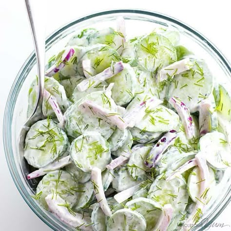 The best easy, creamy cucumber salad recipe ever! It takes just minutes to throw together, uses simple ingredients, and stores well, too. Recipe Cucumber, German Cucumber Salad, Cucumber Dill Salad, Salad Recipes Low Carb, Sip And Feast, Salad Appetizer Cups, Salad Art, Salads Ideas, Mayo Salad